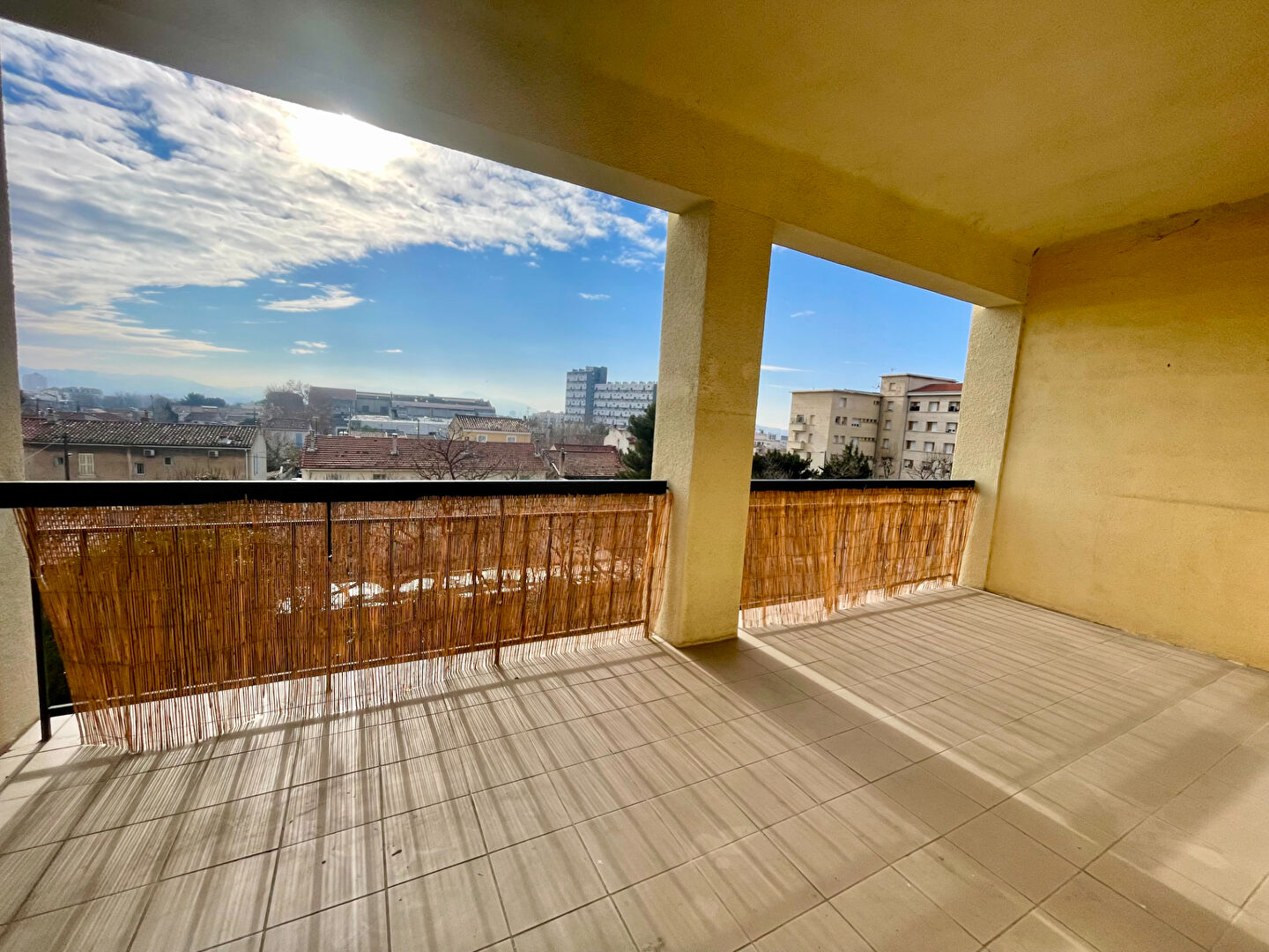 Appartement - MARSEILLE