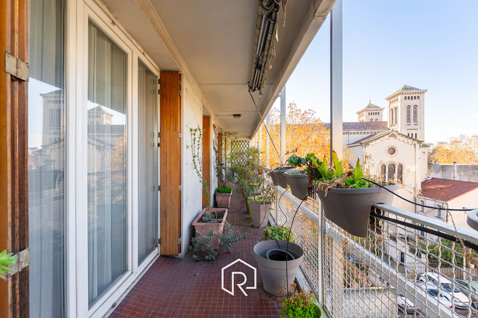 Appartement - MARSEILLE 4 EME