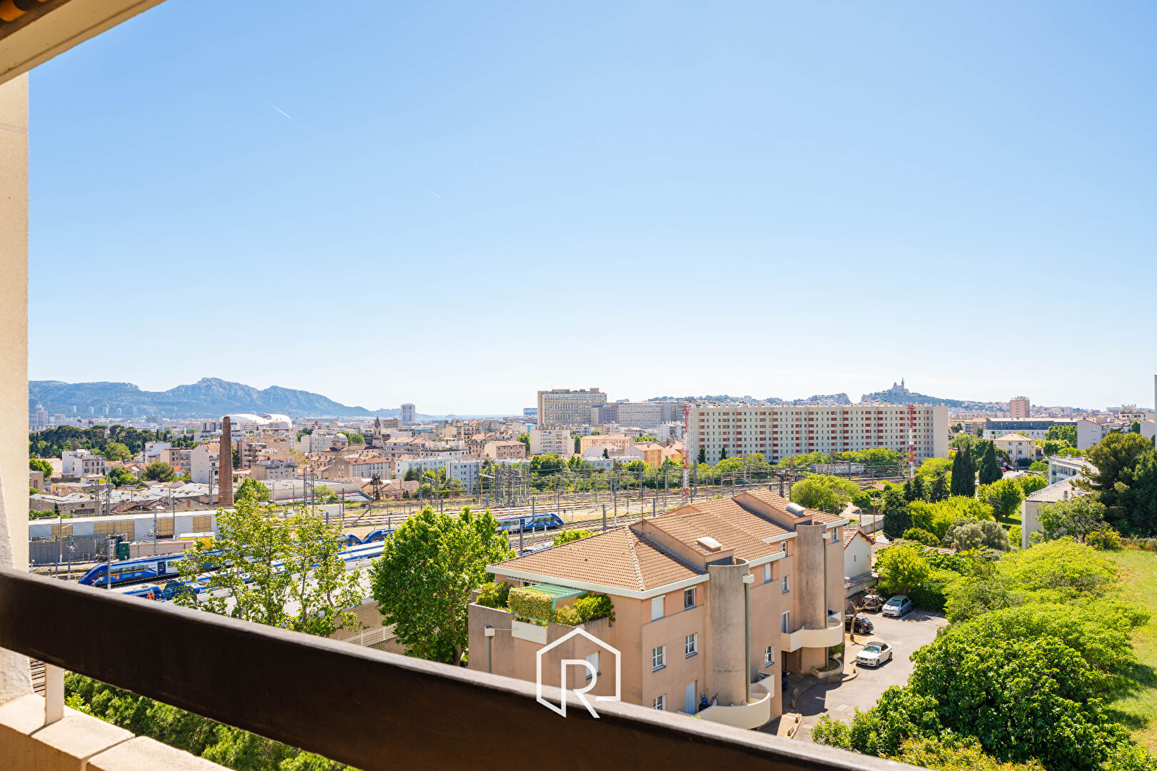 Appartement - MARSEILLE 12 EME