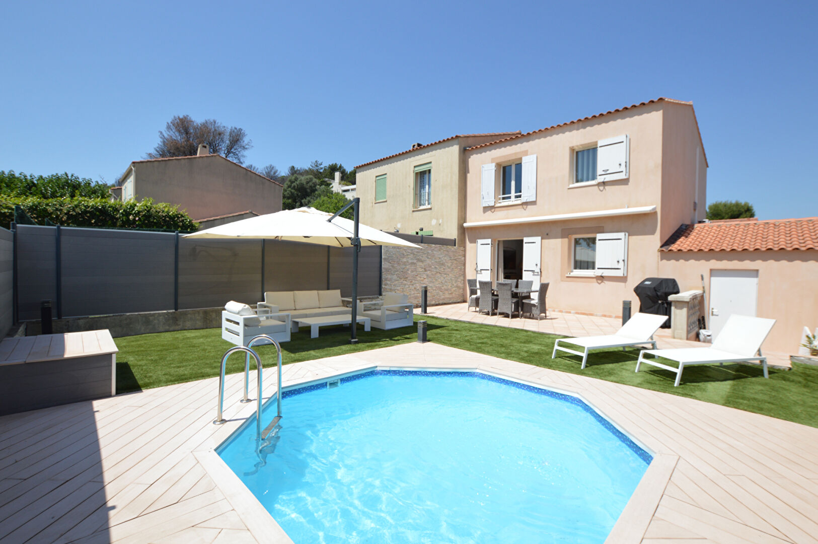 Maison-Villa - MARSEILLE